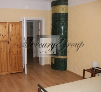 Spacious 3bedroom apartment located I the Centre of Riga. Apartment ha...