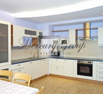 Spacious apartment for rent in Riga centre