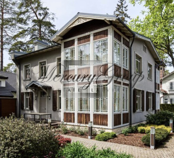 Exclusive house for rent in Bulduri