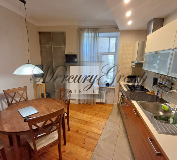 We offer for rent 3-bedroom apartment in the center of Riga