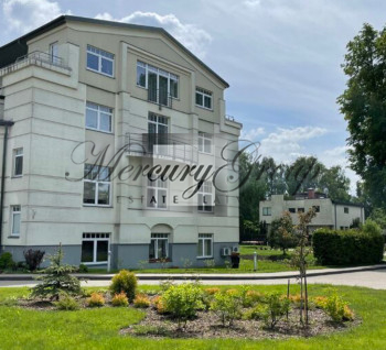 Big stylish 2level apartment 
