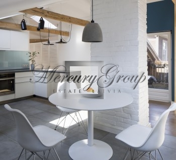 We offer a bright, cozy apartment with a terrace in Agenskalns