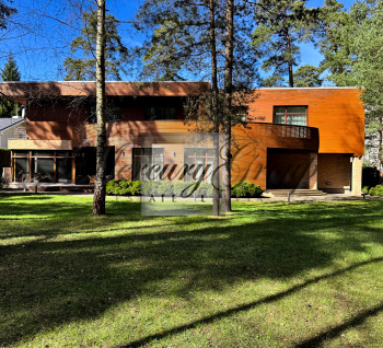 Modern private villa in Lielupe for rent