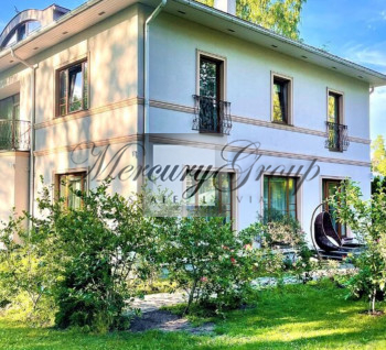 For sale house in 200m from the sea 