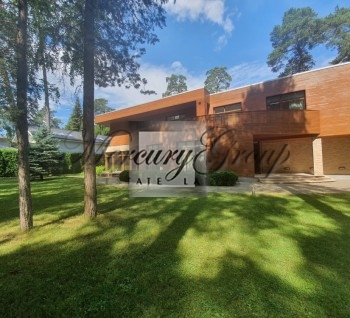 Modern private villa in Lielupe for rent!