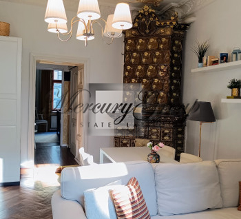 Authentic apartment for rent in city center