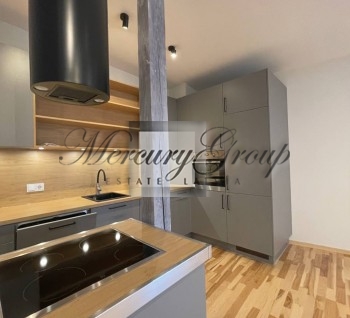 Beautiful 2 bedroom apartment on rent