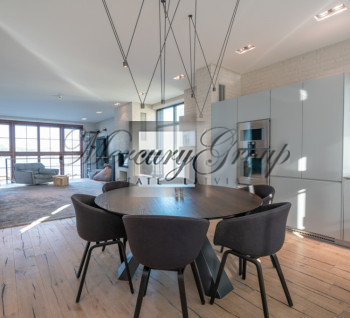 Exclusive villa with the river view in Riga
