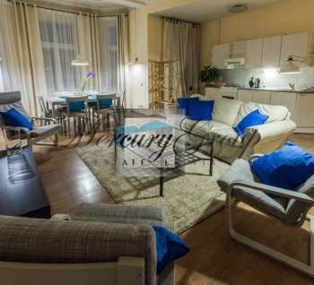 Cozy 2-bedroom apartment for sale in the center of Riga