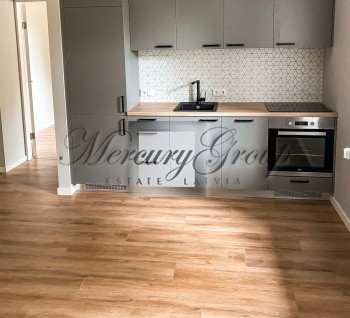 A four-room apartment is offered for rent.